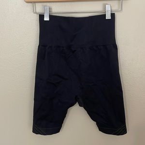 NWT Joy Lab Compression Seamless Shorts. XS